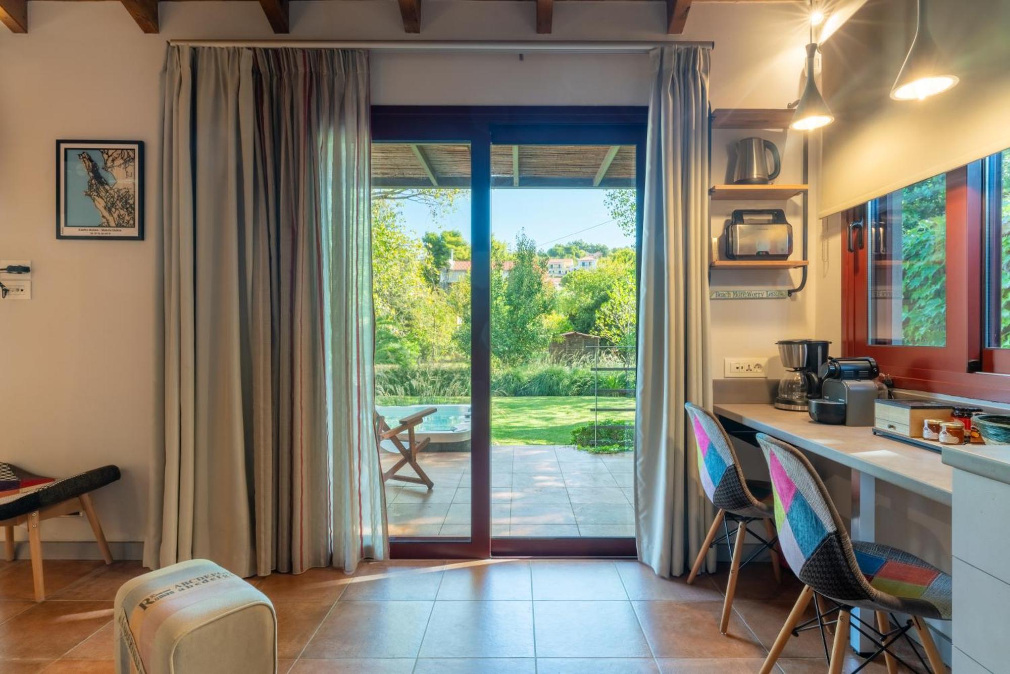 Klaritz Luxury Suites Lassi  Zewnętrze zdjęcie