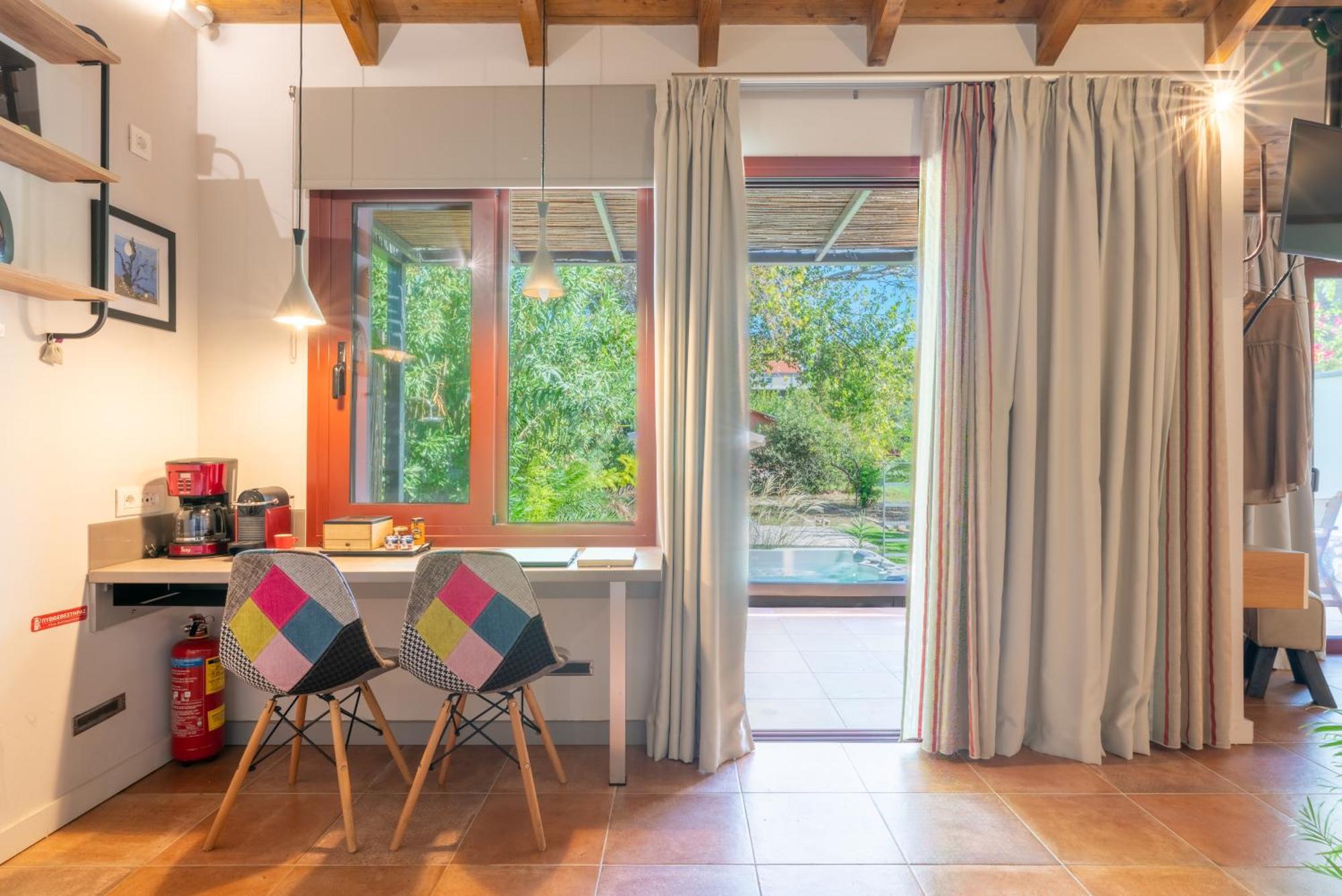 Klaritz Luxury Suites Lassi  Zewnętrze zdjęcie