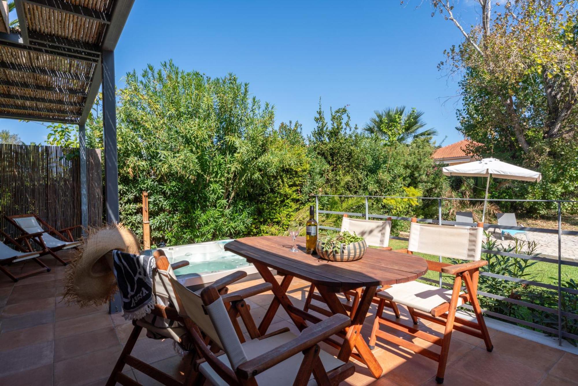Klaritz Luxury Suites Lassi  Zewnętrze zdjęcie