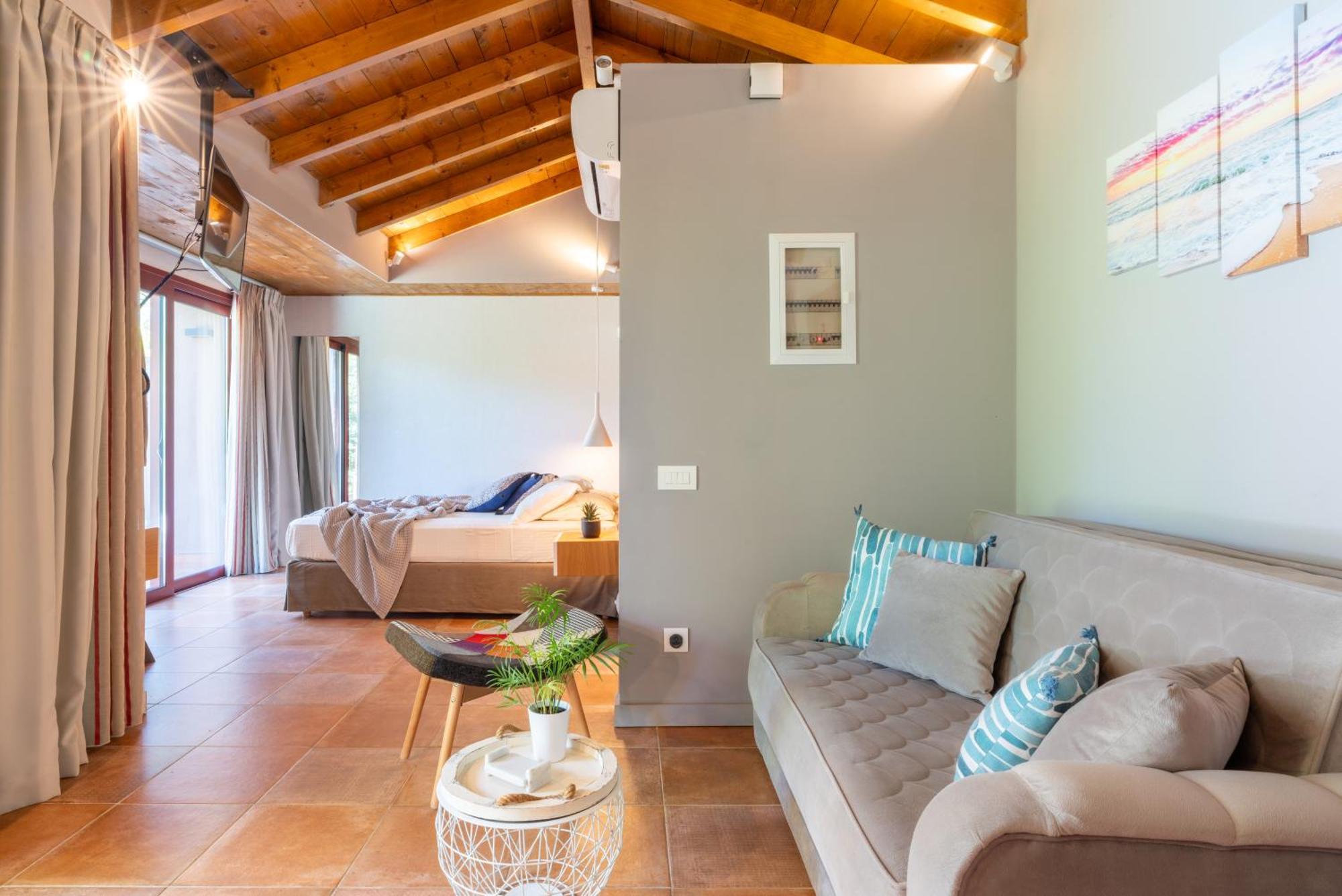 Klaritz Luxury Suites Lassi  Zewnętrze zdjęcie